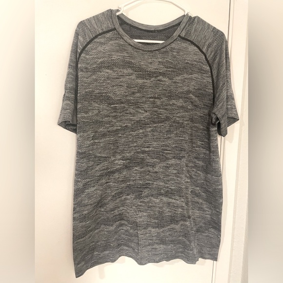 lululemon athletica Other - Lululemon Men’s Metal Vent Tech Short Sleeve Shirt